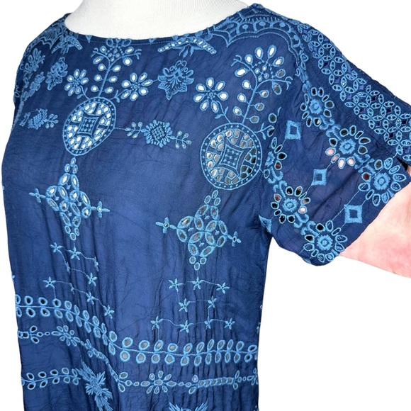 Johnny Was Embroidered Eyelet Mini Shift Dress Small Navy Blue - Picture 14 of 16